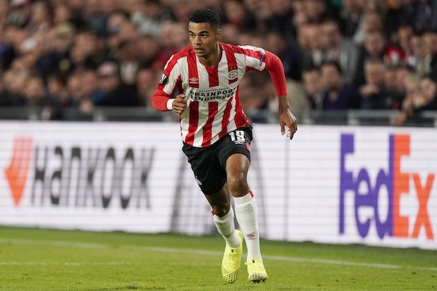 PSV nhận được lời đề nghị 25 triệu bảng cho Gakpo từ Man Utd.
