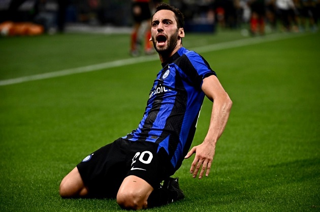 Calhanoglu đang có phong độ cao.