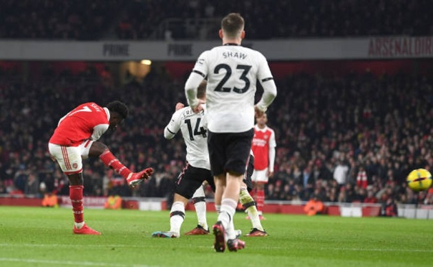 Điểm nhấn của anh là pha cắt vào trong và dứt điểm hiểm hóc để nâng tỷ số lên 2-1 ở phút 53.