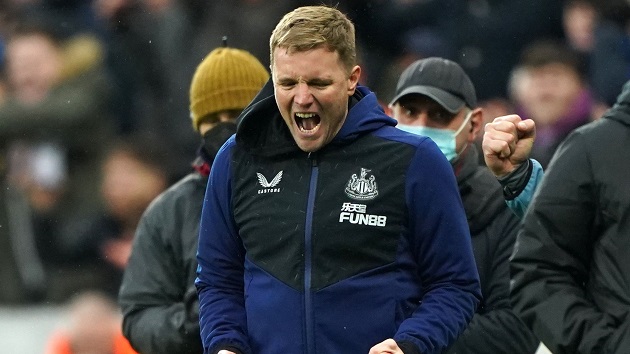 Newcastle đã vượt mặt Man Utd trên BXH.