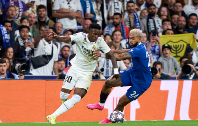 Họ tổ chức được những pha đánh biên cực kỳ sắc nét vào "hai nách" của Chelsea.