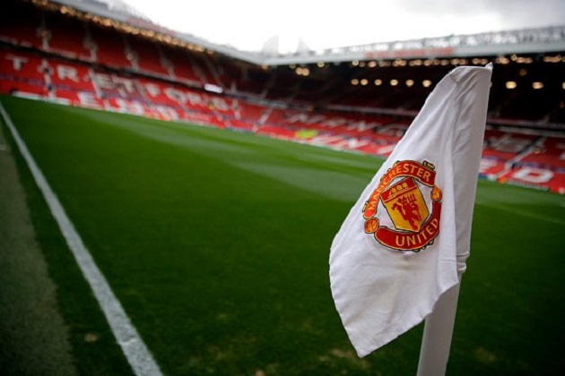 Sân Old Trafford bị bỏ bê trong nhiều năm qua.