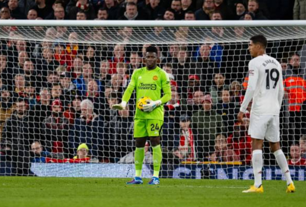 Onana tỏa sáng trước Liverpool.