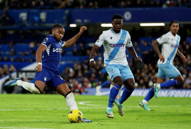 Ảnh bài viết Đá chính trận đầu, bom tấn Chelsea bị nhận xét 'trông rất mệt mỏi'