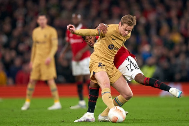 De Jong là tiền vệ có giá bậc nhất của Barca lúc này.