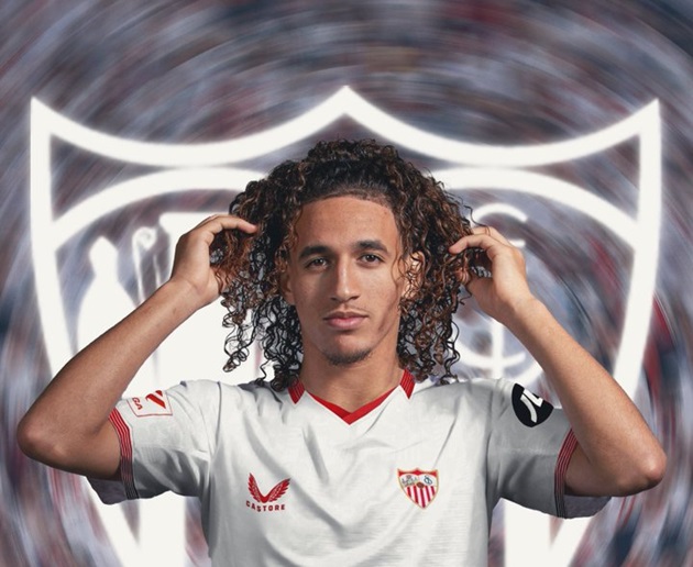 Hannibal sẽ chơi nửa cuối mùa bóng tại Sevilla.