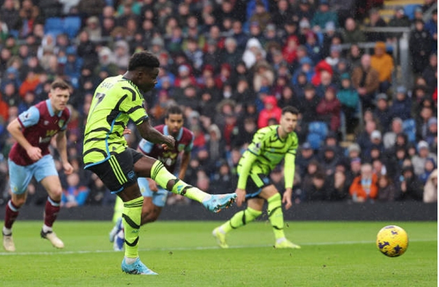 Ảnh bài viết Thi nhau bắn phá, Arsenal hủy diệt Burnley với chiến thắng 5 sao