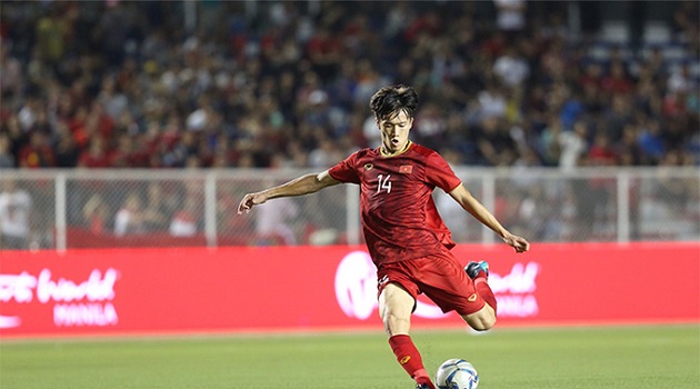 Hoàng Đức trở lại sẽ giúp tuyến giữa Việt Nam cứng cáp hơn.