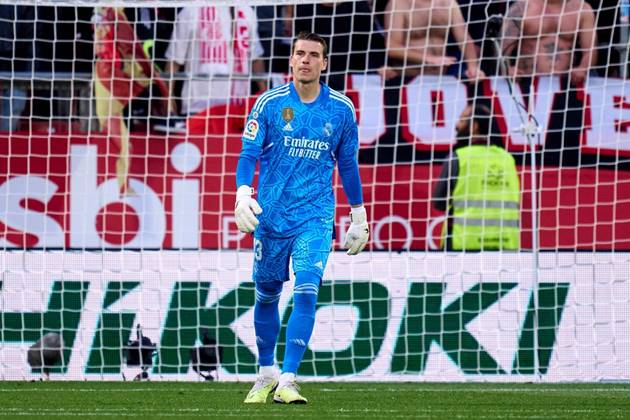 Ảnh bài viết Man Utd tính thay Onana bằng người hùng của Real Madrid