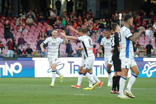 Ảnh bài viết Ngược dòng Salernitana, Atalanta sáng cửa dự C1