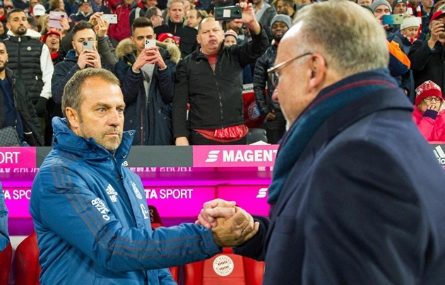 Flick nhận tin không thể vui hơn từ BLĐ Bayern.