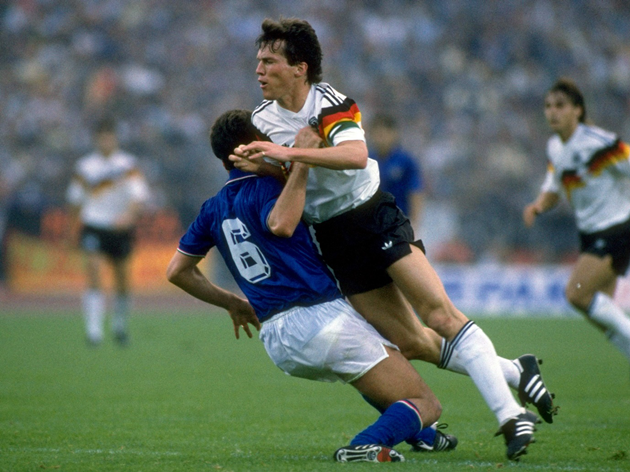 Lothar Matthaus cũng là đại diện ưu tú của vị trí Libero.