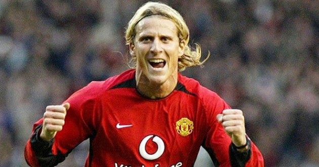 Về phía Forlan, có lẽ anh cũng yêu CLB này như cái cách CĐV yêu mến mình. Bởi Cavani cho hay, huyền thoại người Uruguay chỉ nói những lời tốt đẹp về Man United.