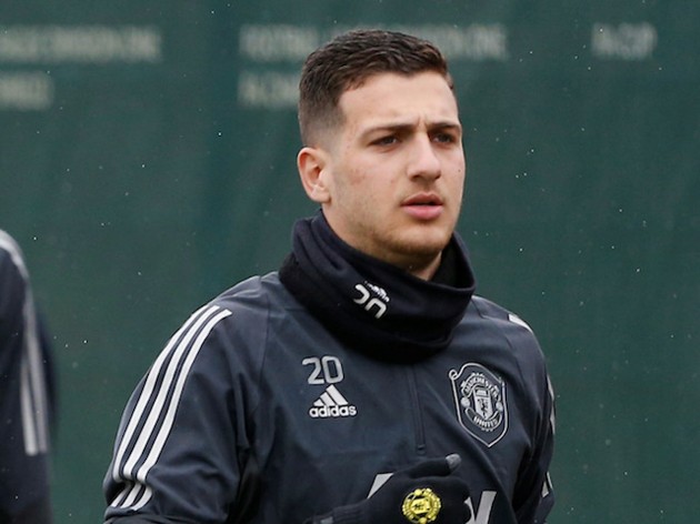 Đó là trường hợp của Diogo Dalot, người đã gia nhập AC Milan theo dạng cho mượn trong mùa Hè vừa qua sau khi thất bại trong cuộc cạnh tranh vị trí với Wan-Bissaka.