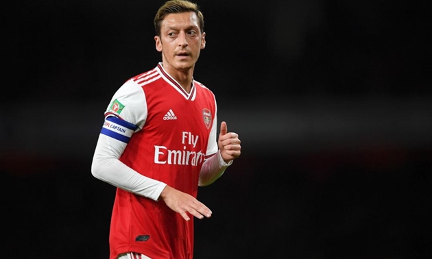 Ảnh bài viết XONG! Xác nhận cái tên tiếp theo rời Emirates, Arsenal chốt tương lai Ozil quá chóng vánh