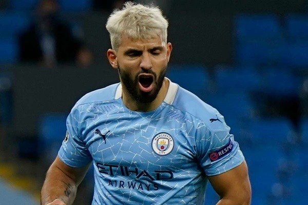 Aguero sẽ gia nhập PSG?