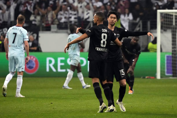 Tuy không có phong độ ấn tượng tại giải quốc nội, nhưng đại diện đến từ Bundesliga lại xuất sắc hạ gục Barcelona và tiến vào bán kết Europa League một cách xứng đáng.