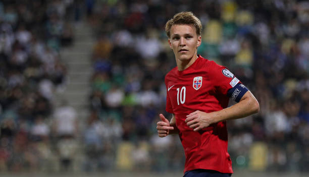 Là một trong những nhân tố được kỳ vọng nhiều nhất, có thể nói Martin Odegaard đã mang đến một màn thể hiện tương đối tròn vai.