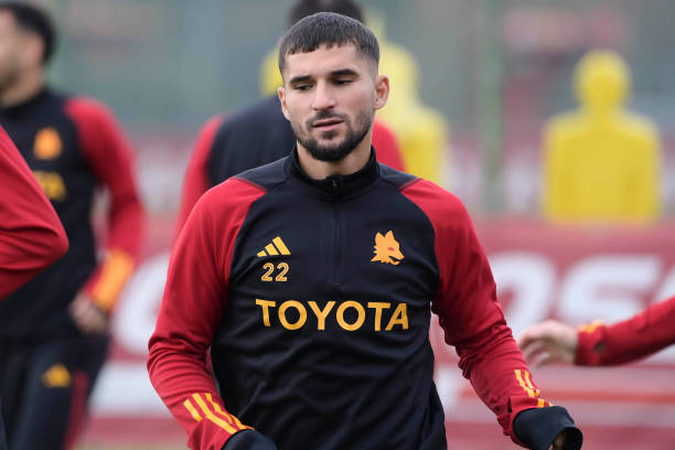 Aouar từng được xem là một tiền vệ hàng đầu châu Âu khi còn khoác áo Lyon.