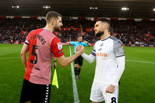 Cuối tuần qua, Soton có cho mình chuyến làm khách đến sân của Swansea City, đội bóng đang có phong độ khá cao với chuỗi 4 trận bất bại.