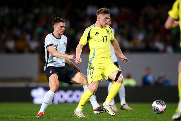 Đón nhận thảm bại, đại diện đến từ Bắc Âu vẫn có cho mình một vài điểm sáng, điển hình như màn trình diễn của Viktor Gyokeres.