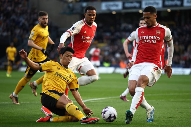 Ảnh bài viết Bom tấn Arsenal hóa "siêu tiền vệ"