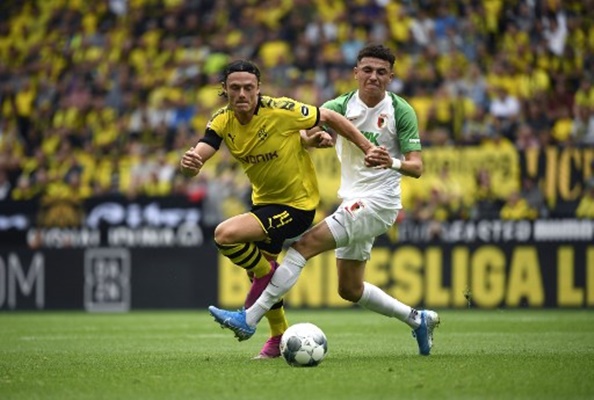 Nico Schulz đã có một trận đấu hoàn hảo vệ hành lang cánh trái trước Augsburg trong vòng đấu mở màn. 3 lần cắt bóng, 2 tình huống can thiệp, 2 pha qua người thành công cho thấy cựu sao Hoffenheim đã hoàn thành tốt vai trò của mình.