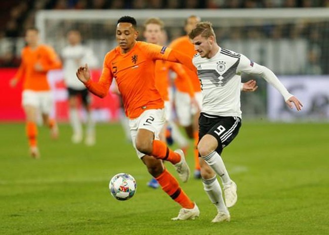 Trước đó ở trận gặp Hà Lan, ngôi sao sinh năm 1996 đã "mất tích" và bị thay ra trong hiệp 2.