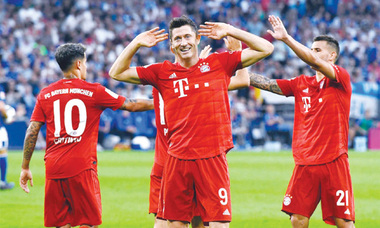 Tuy nhiên đến lúc này, các bàn thắng của nhà ĐKVĐ Bundesliga hầu như đều đến từ Robert Lewandowski.