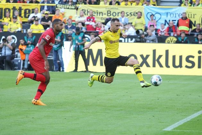 Trong khi đó, đại kình địch của Bayern là Borussia Dortmund cũng sở hữu họng pháo chất lượng mang tên Paco Alcacer.