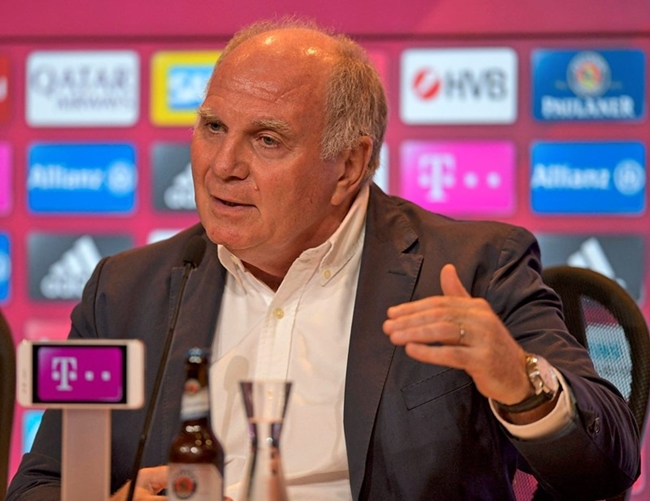 Hoeness đe dọa sẽ không cung cấp cầu thủ cho tuyển Đức.