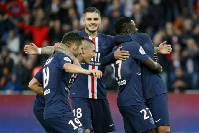 PSG đại thắng trước Angers.