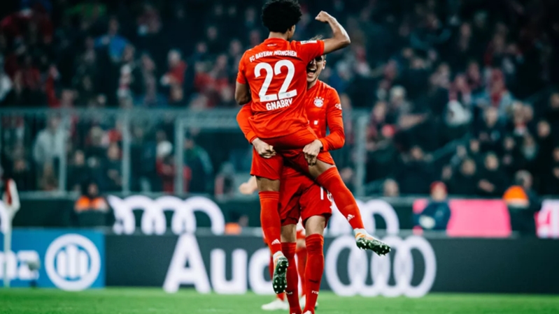 Serge Gnabry nhân đôi cách biệt vào thời điểm hiệp 2 chỉ bắt đầu được vài phút.