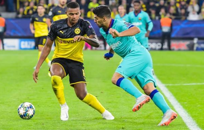 Một Luis Suarez đầy tinh quái, sở hữu bản năng sát thủ mà tiền đạo hàng đầu cần có là điều quan trọng để đội hình kết hợp này trở nên hoàn hảo.