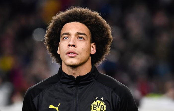 Witsel e dè sự hiện diện của Neymar.