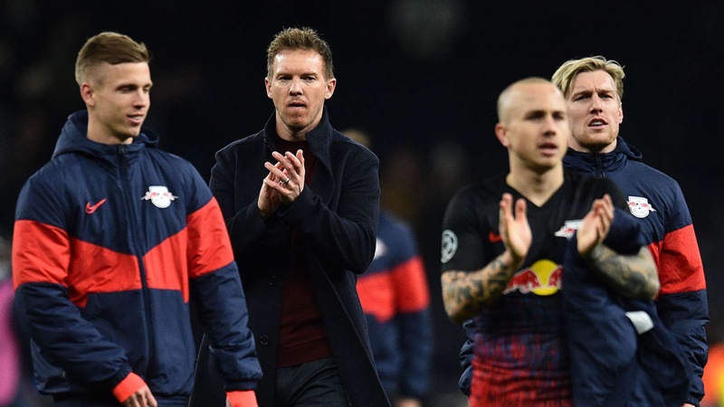 Nagelsmann tạm thời có lợi thế trước Mourinho.