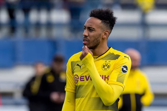Vì Robert Lewandowski đã rời Dortmund trước khi Klopp rời đi 1 năm nên vị trí tiền đạo thuộc về Pierre Emerick Aubameyang. Trong khoảng 2 năm rưỡi cuối cùng tại Dortmund, Aubameyang đã ghi 97 bàn thắng.
