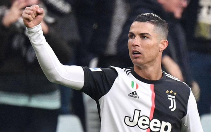 Cristiano Ronaldo tiếp tục bùng nổ như thời điểm anh còn là trai trẻ. Dù CR7 đã 35 tuổi nhưng anh vẫn ghi bàn đều đặn ở Juventus.