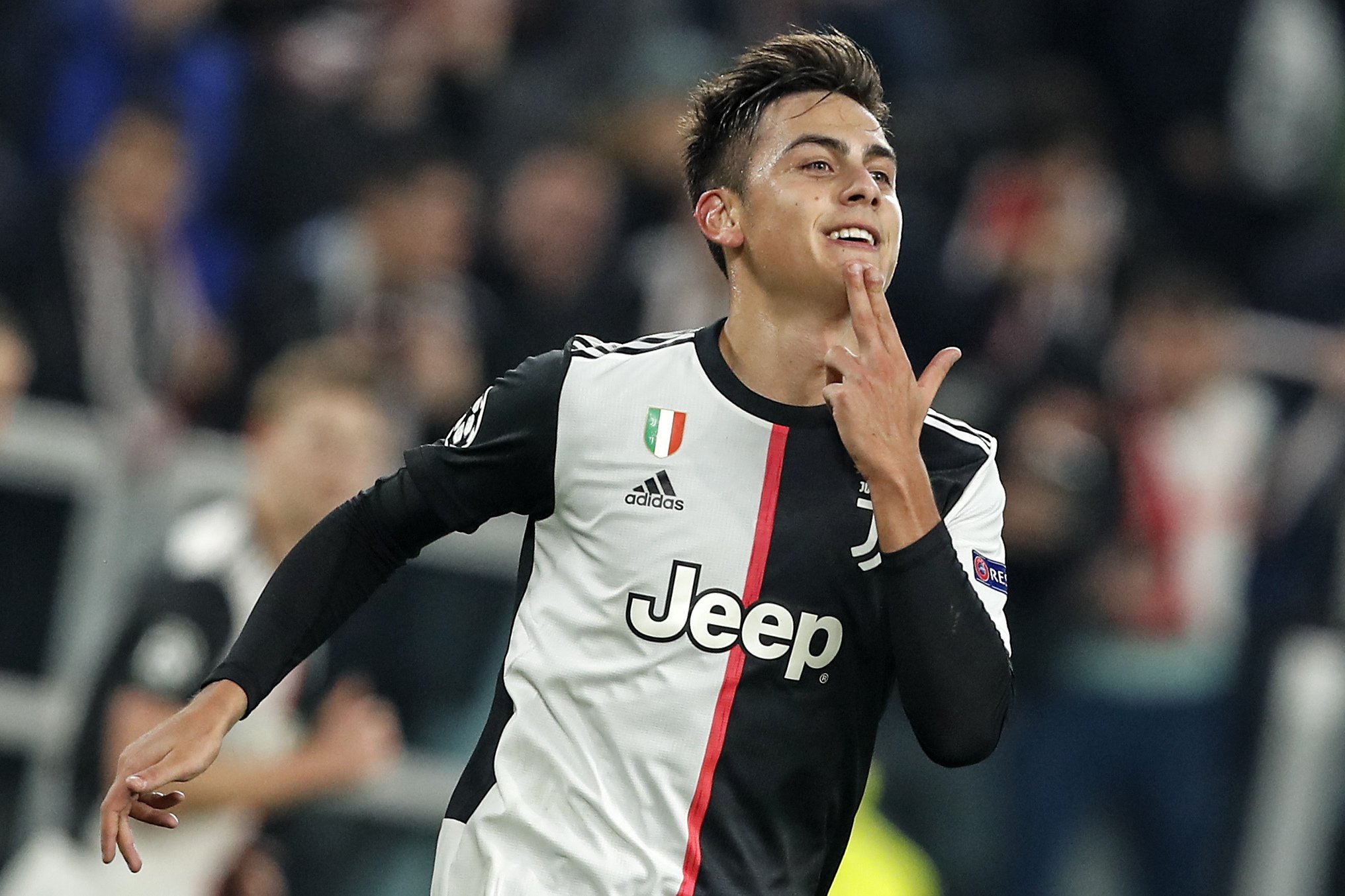 Ảnh bài viết Dybala và những cầu thủ giành chiến thắng trong trận chiến COVID-19