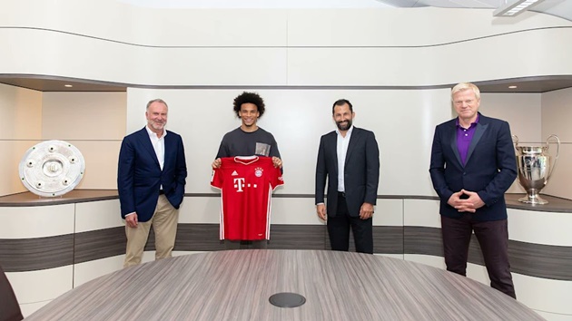 Vào ngày 15 tháng 7 vừa rồi, tiền đạo chạy cánh Leroy Sane của Manchester City đã trở về quê nhà để đầu quân cho Bayern Munich.