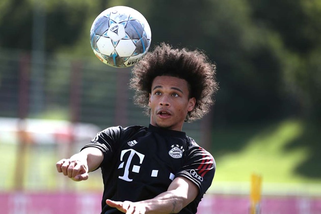 Thứ hạng thứ 4 tiếp tục là của Sane. Bayern Munich vừa trả cho Man City mức phí 49 triệu euro trong mùa hè này.