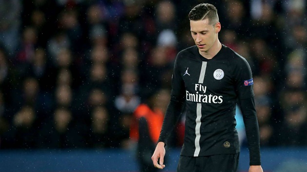 Sane không phải cầu thủ duy nhất xuất hiện 2 lần trong danh sách này. Julian Draxler trở thành cái tên tiếp theo sau thương vụ 36 triệu euro nhằm đầu quân cho PSG.