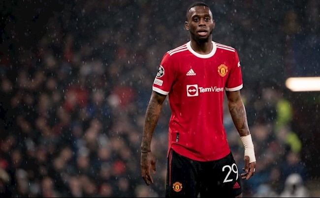 Aaron Wan-Bissaka trở thành hậu vệ cánh tiếp theo của Man Utd lọt vào danh sách tệ hại từ Opta. Sau 54 trận, cựu cầu thủ Crystal Palace phạm 4 lỗi cá nhân.