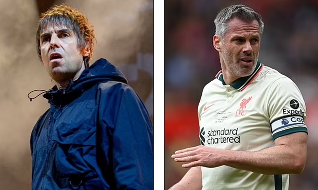 Carragher tranh cãi với cựu thành viên Oasis trên Twitter.