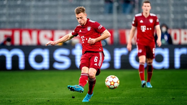 Kimmich là tiền vệ trung tâm đẳng cấp.