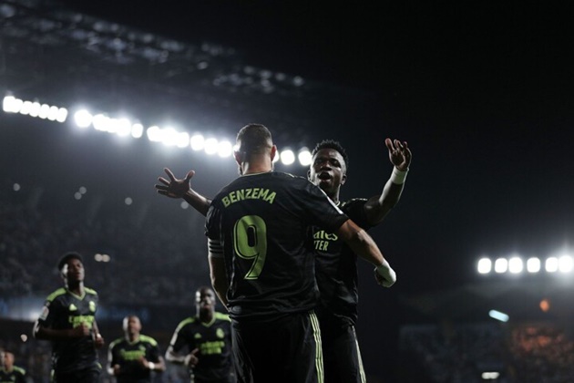 Real Madrid dễ dàng hủy diệt Celta Vigo 4-1 trên sân khách. Những ngôi sao tấn công như Karim Benzema hay Vinicius Junior đều ghi bàn.