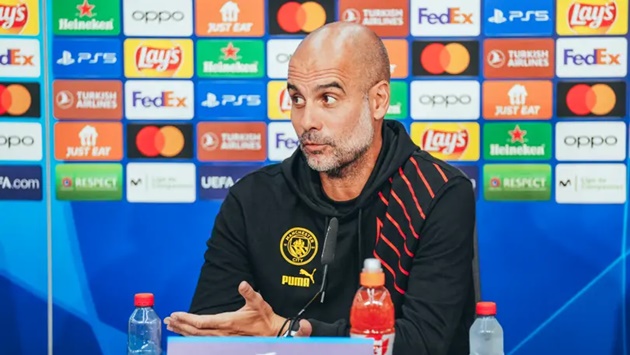 Pep văng tục khi nói về việc Man City vô địch Champions League.
