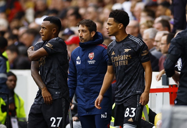 Nwaneri là cầu thủ trẻ nhất thi đấu tại Premier League.