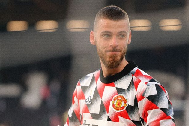 De Gea gây ấn tượng với Van der Sar.