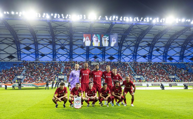 Liverpool gặp Lyon ở trận giao hữu thuộc giải Dubai Super Cup. Jurgen Klopp sử dụng đội hình khá mạnh khi xếp những Mohamed Salah, Thiago Alcantara, Andrew Robertson đá chính.